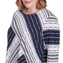 Blusa texturizada con cuello redondo