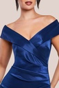 Vestido de satén plisado