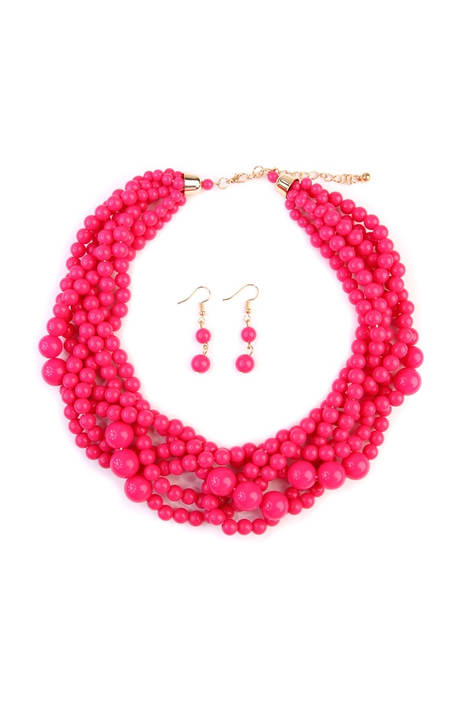 Juego de aretes y collar de pedrería