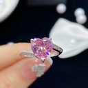 Anillo con piedra de corazón