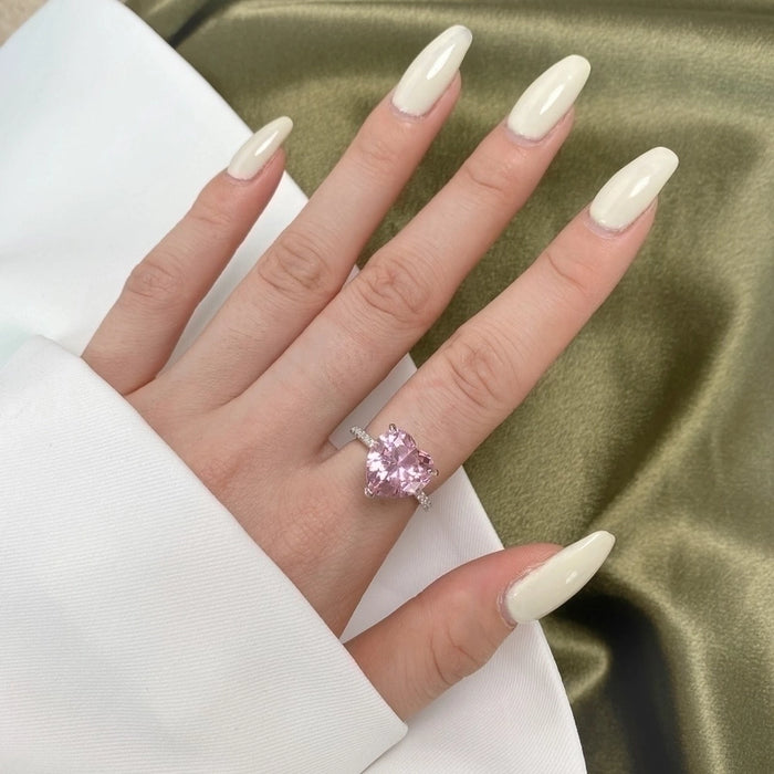 Anillo con circonia de corazón
