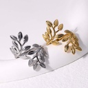 Anillo de hojas envolventes
