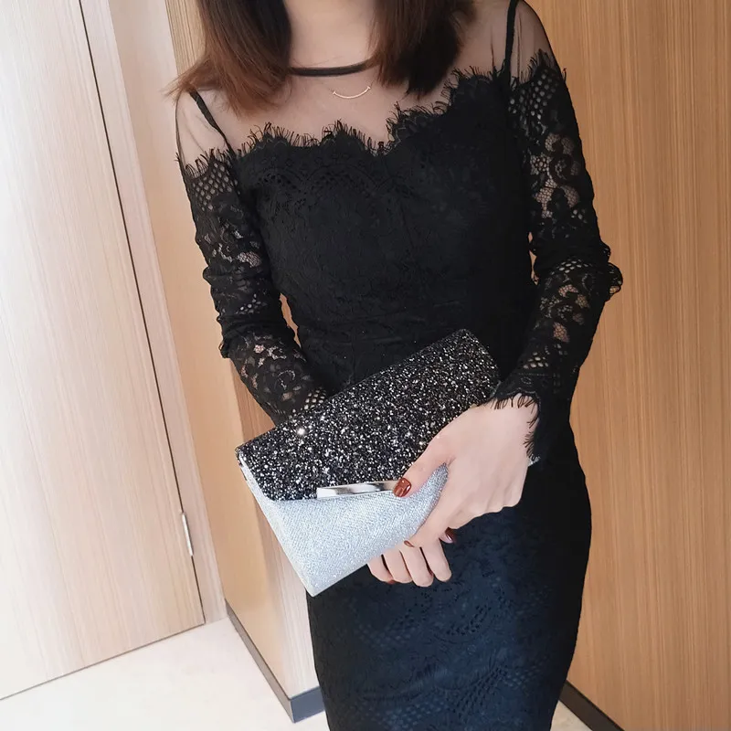 Clutch elegante con pedrería