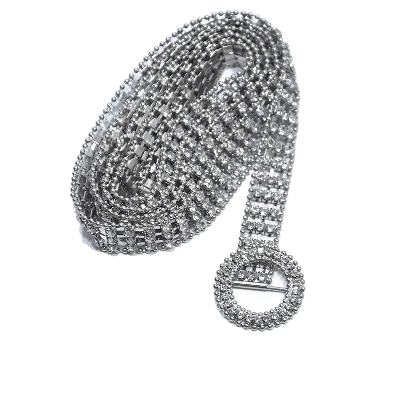 Cinturón elegante de diamantes