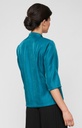 Blusa con dobladillo asimétrico