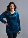 Blusa de terciopelo con cuello vuelto