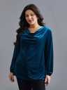 Blusa de terciopelo con cuello vuelto