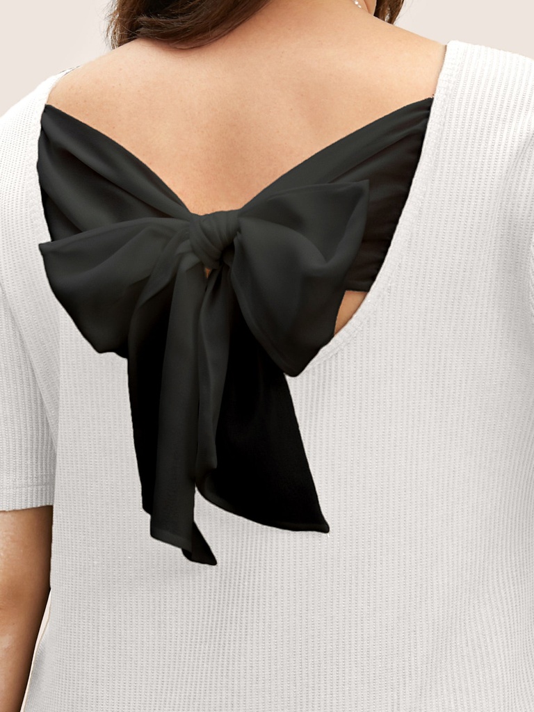 Blusa anudada de la espalda
