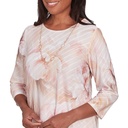 Blusa con flores de acuarela con collar