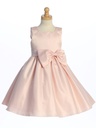 Vestido con escote cuadrado Blush