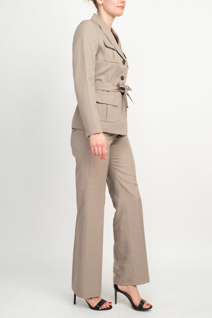 Traje de chaqueta larga y pantalón