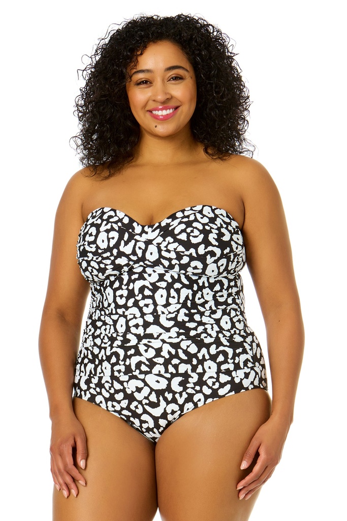 Calzoneta de una pieza strapless