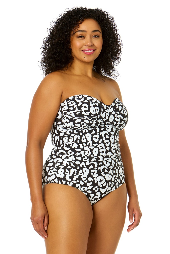 Calzoneta de una pieza strapless