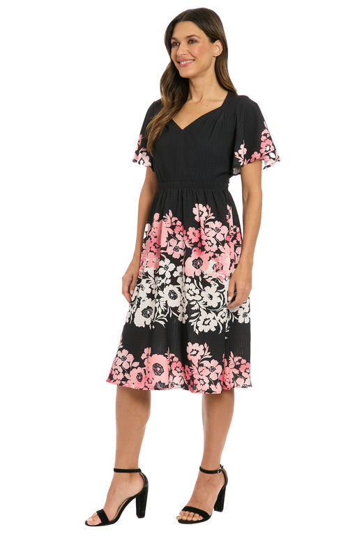 Vestido en V con manga corta