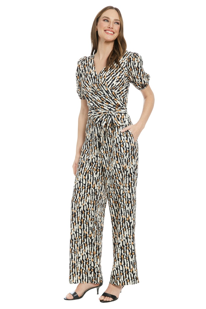 Jumpsuit cruzado con vuelo y fajín Amira