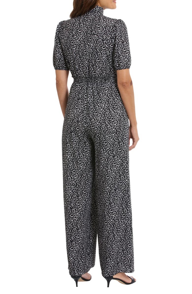 Jumpsuit cruzado con vuelo y fajín Amira