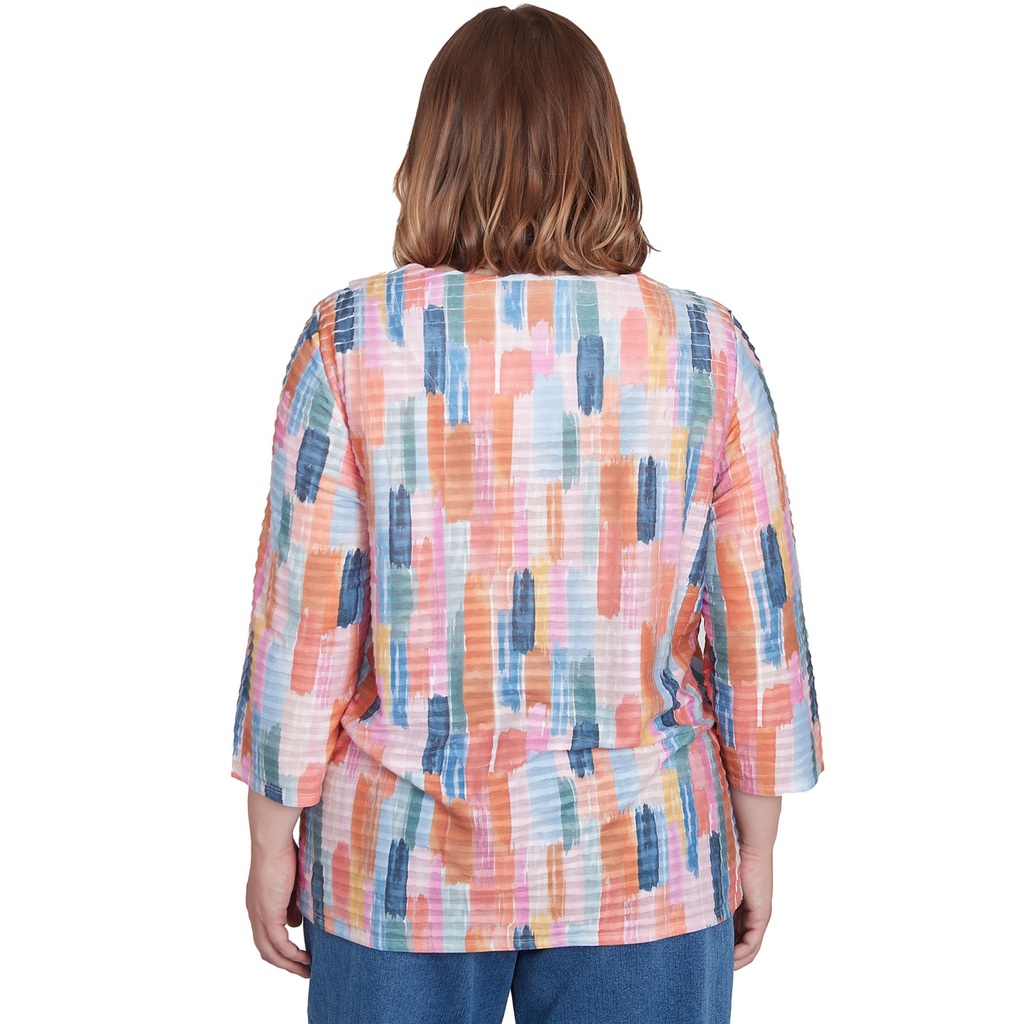 Blusa con bordado floral