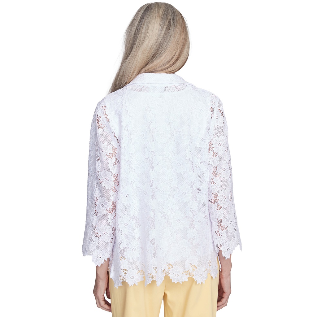 Blusa con cuentas recortadas