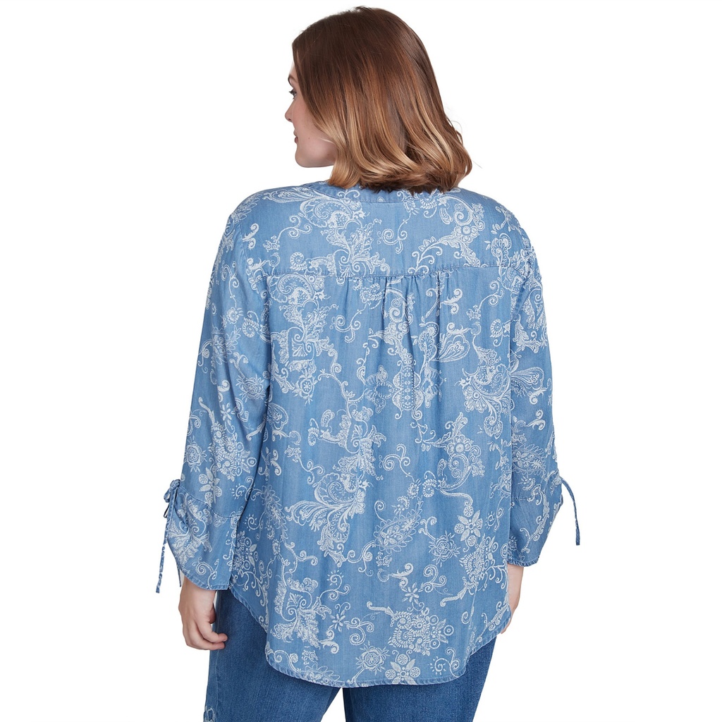 Blusa bordada con flores bohemias