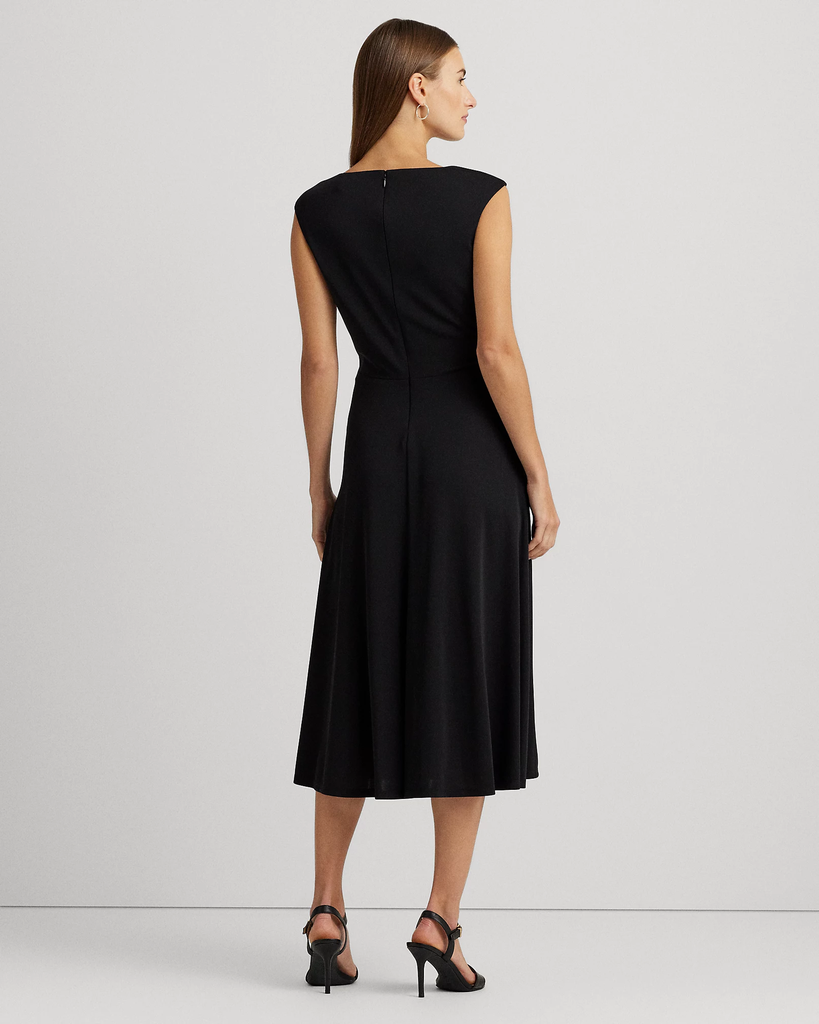 Vestido de jersey con twist al frente