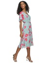 Vestido de gasa floral y botones