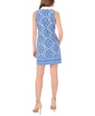 Vestido recto con cuello estampado