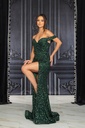 Vestido brillante con hombros descubiertos