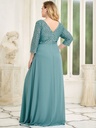 Vestido con aplicaciones florales