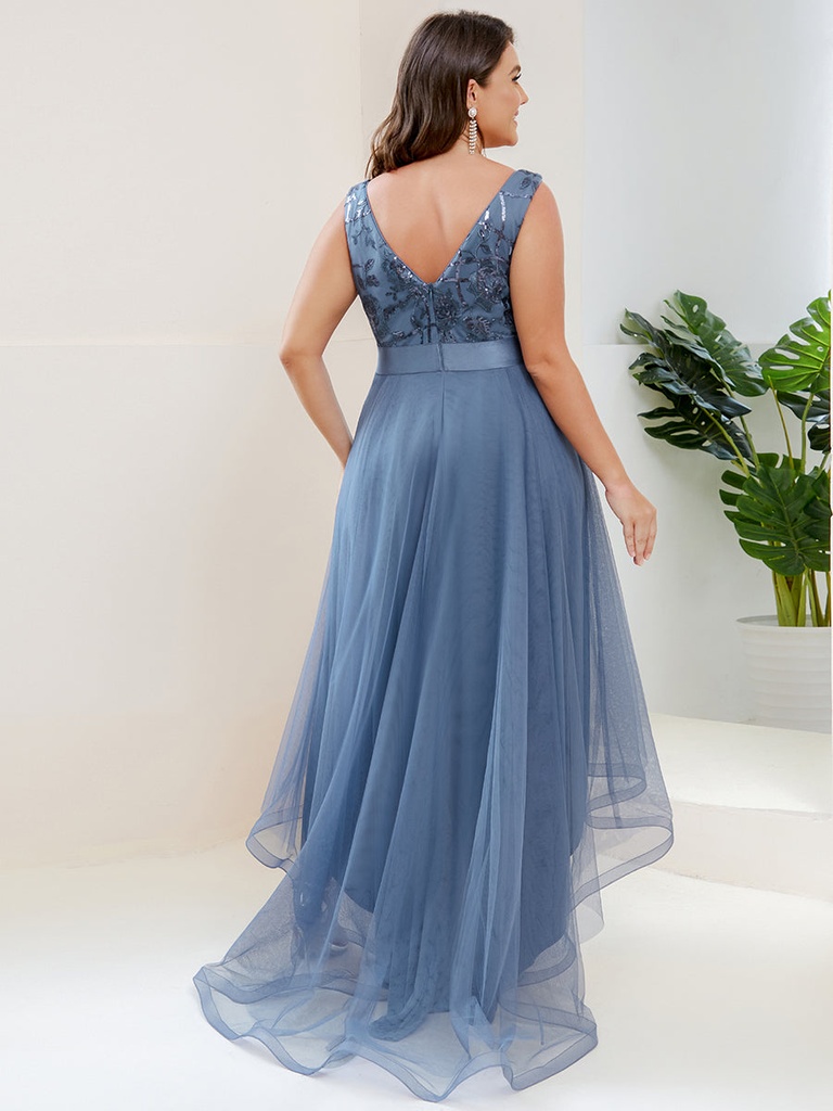 Vestido con aplicaciones florales