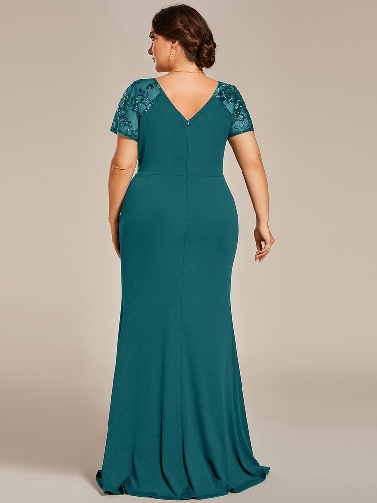Vestido con aplicaciones florales