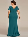 Vestido con aplicaciones florales