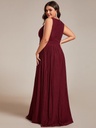 Vestido con aplicaciones florales
