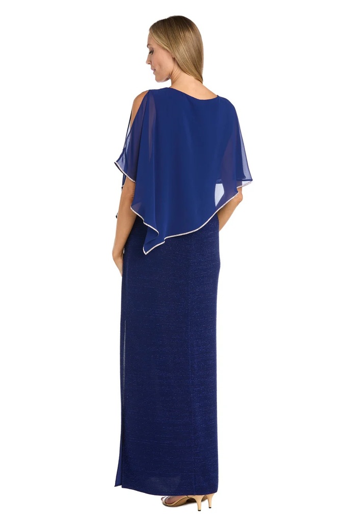 Vestido largo con poncho de diamantes