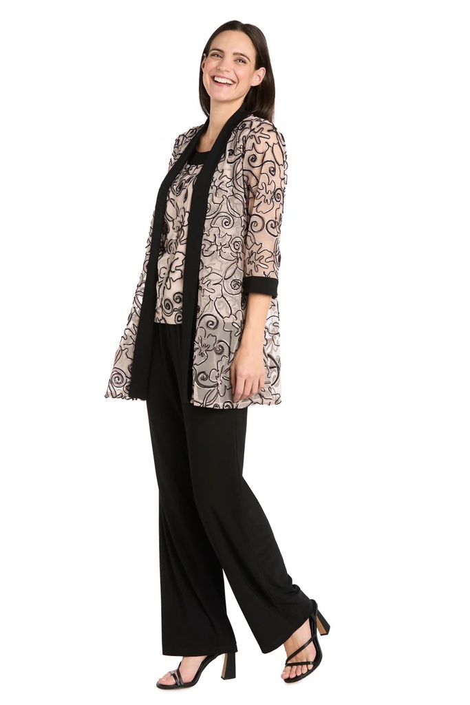 Traje floral con pantalón y saco