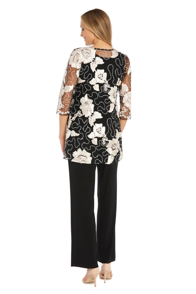 Traje floral con pantalón y saco