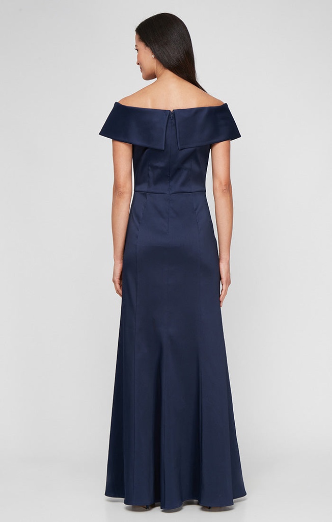 Vestido mikado con hombros descubiertos
