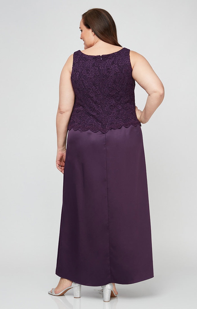 Vestido de encaje con chaqueta