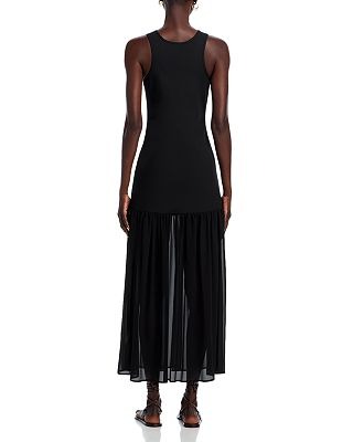 Vestido plisado con dobladillo de gasa