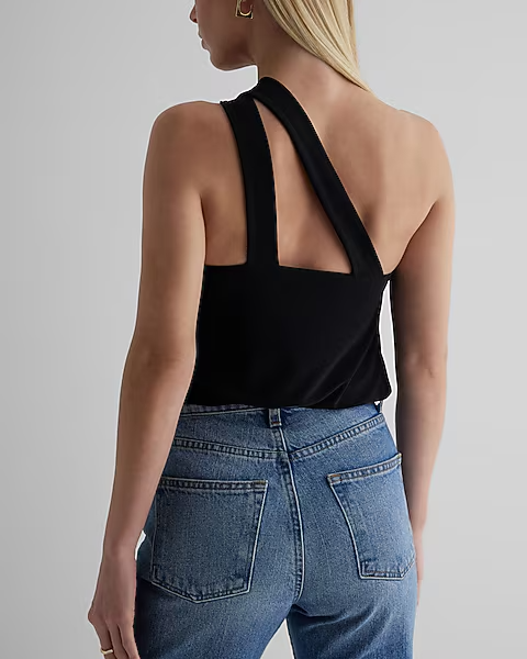 Body de un solo hombro con anillo