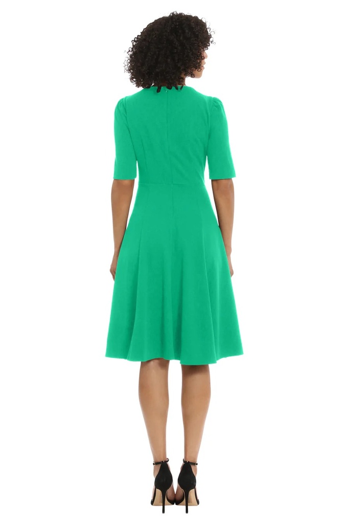 Vestido sólido de escote anudado