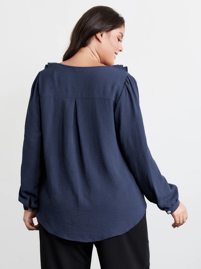 Blusa con volantes en el escote