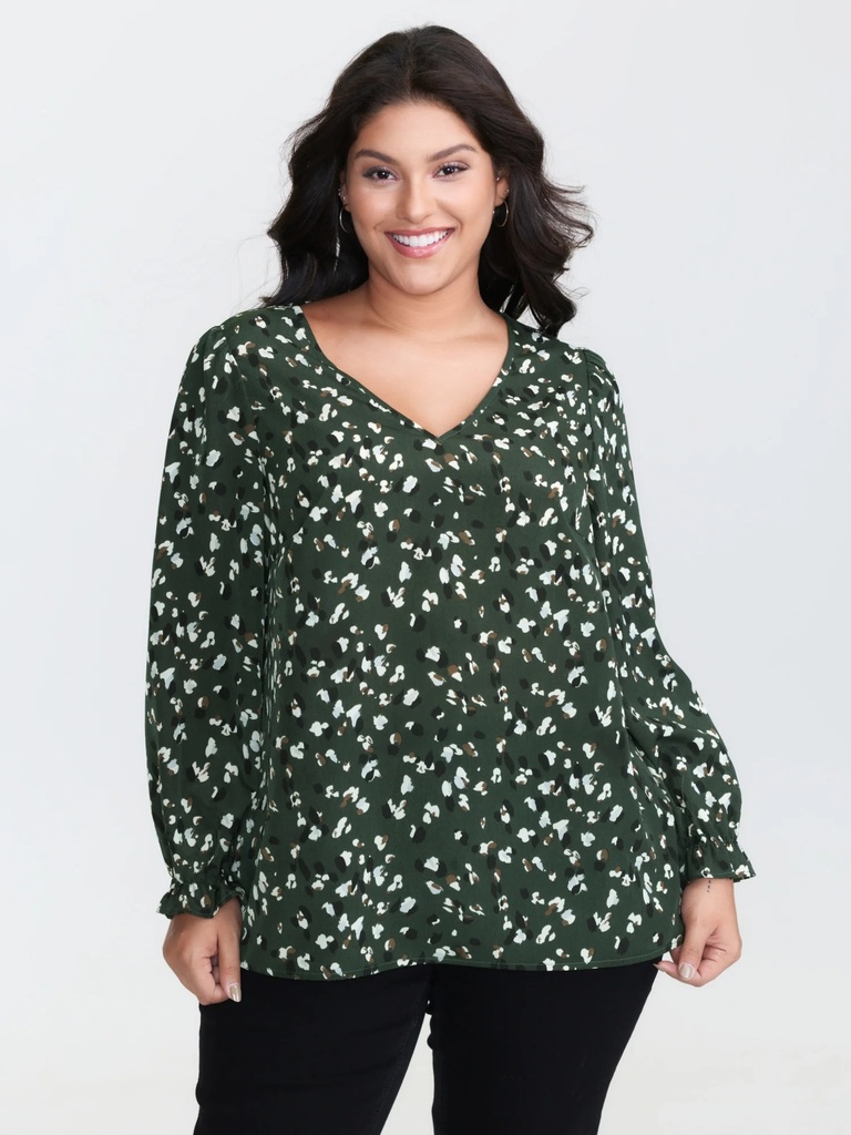 Blusa con volantes en el escote
