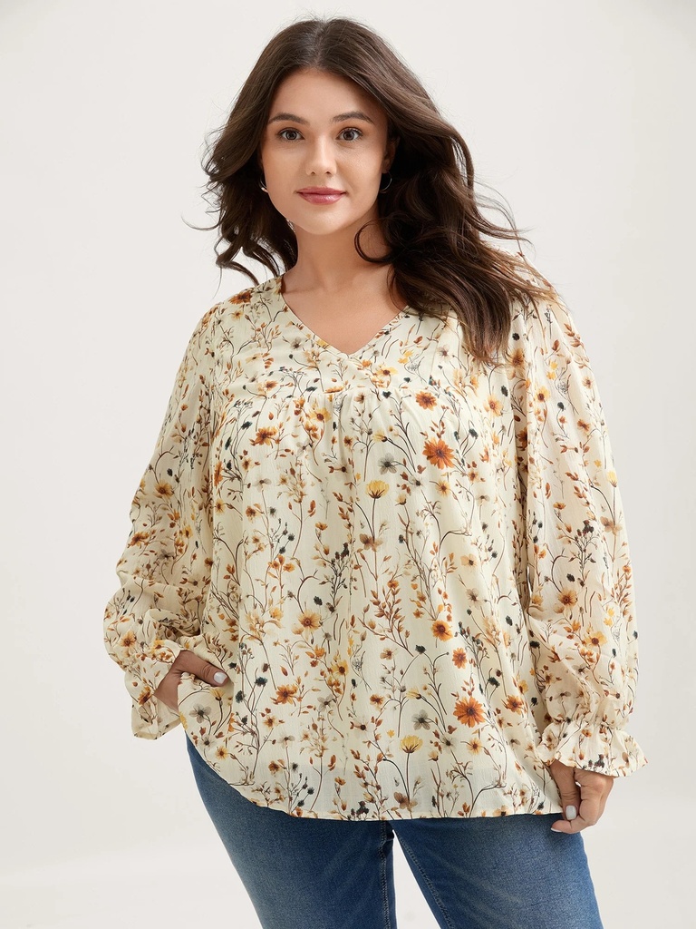 Blusa con volantes en el escote