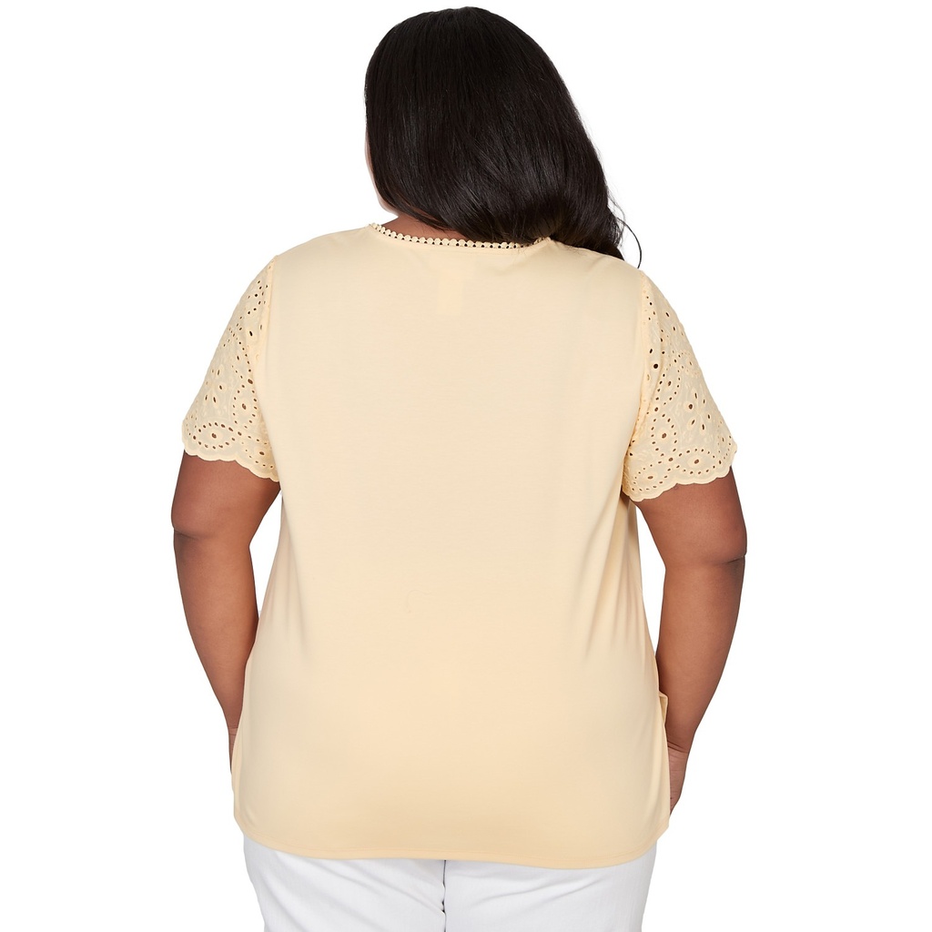 Blusa texturizada de diseño floral