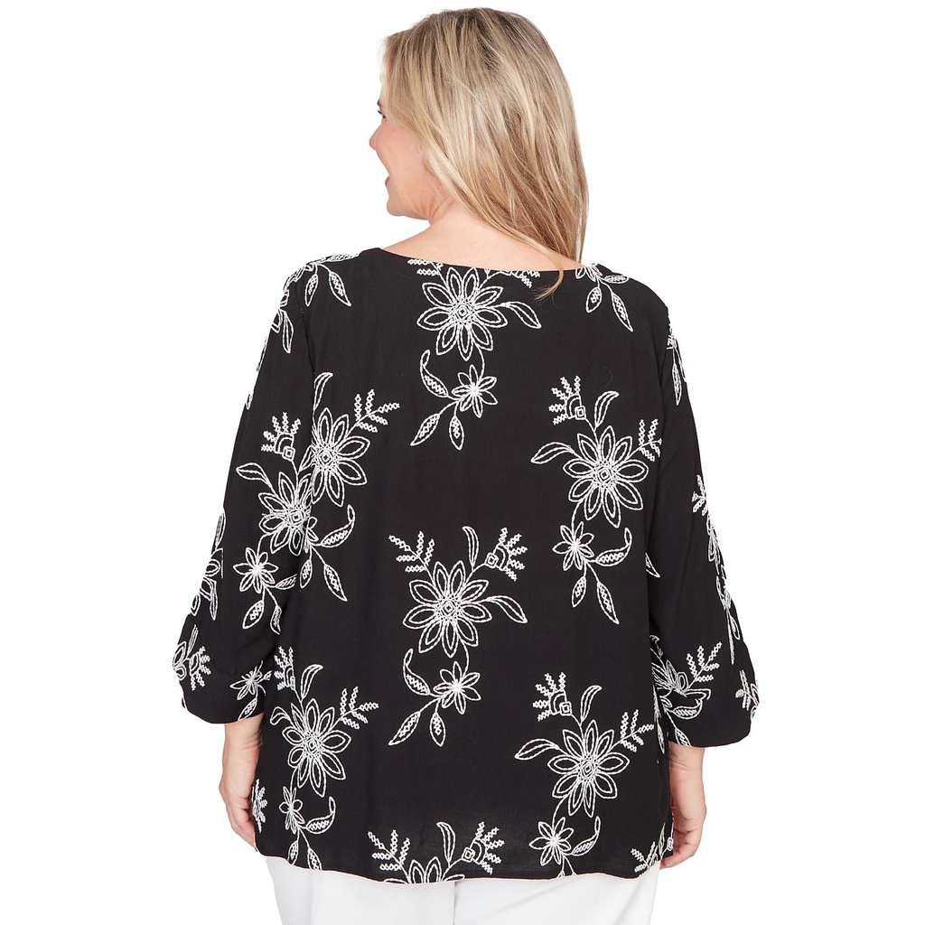 Blusa floral de diseño acuarela