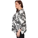 Blusa con bordado de flores y collar