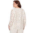 Blusa de crochet floral