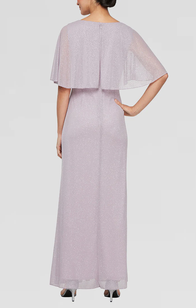 Vestido brillante con cintura fruncida