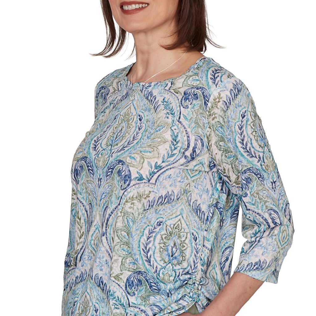 Blusa con cuello trenzado
