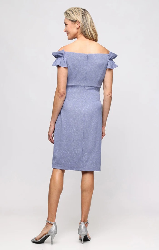 Vestido brillante descubierto